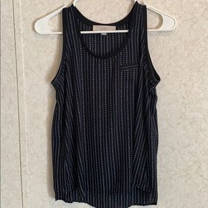 🆕 Sleeveless LOFT blouse